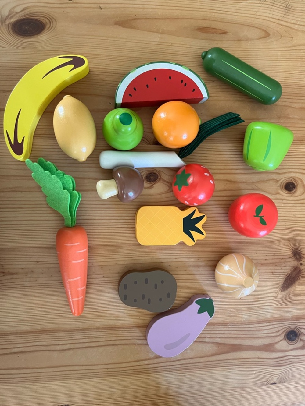 Wooden Play Food - Picture 2 of 3